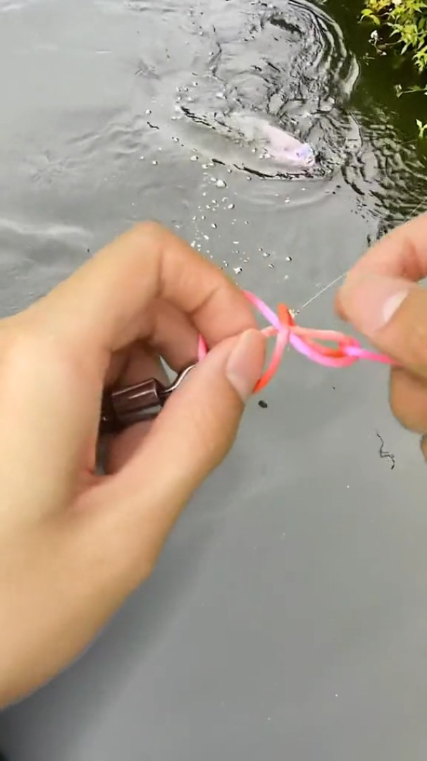 教大家怎么绑鱼线!