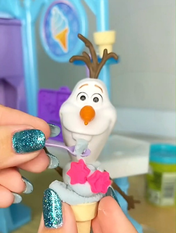 趣味玩具:冰淇淋小推车开张了