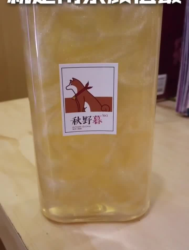 好吃好看的奶茶店,非常适合这个季节