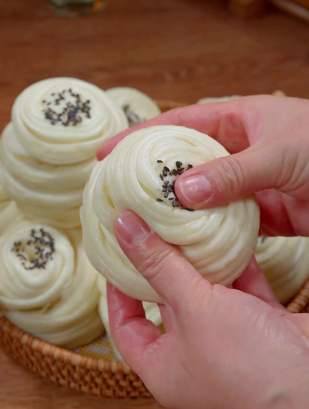 银丝花卷简单家常的做法,蓬松柔软层次分明