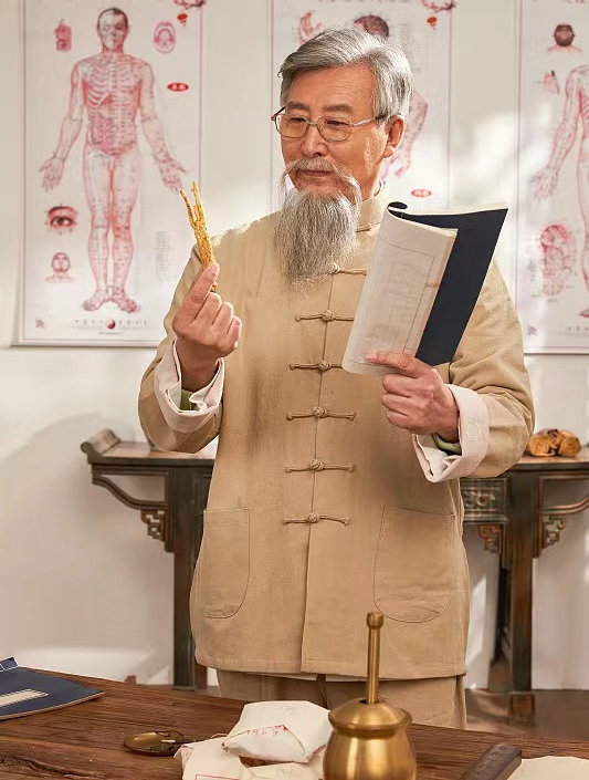 益母草煮鸡蛋,给肉都不换,一定要给来亲戚的老婆炖一碗