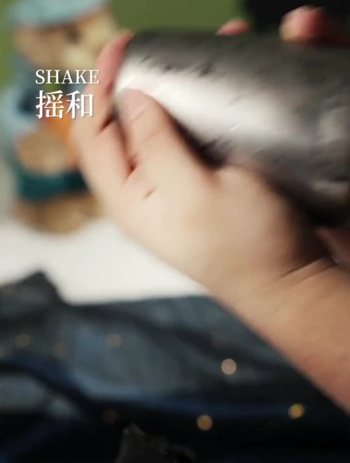 一晚上被干醒好几次,看样子是要买个加湿器了鸡尾酒