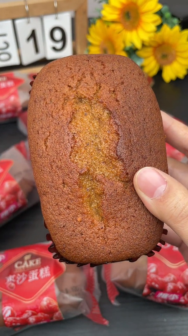 桃李枣沙蛋糕真的太好吃了!松软软软,甜而不腻,当早餐太合适了