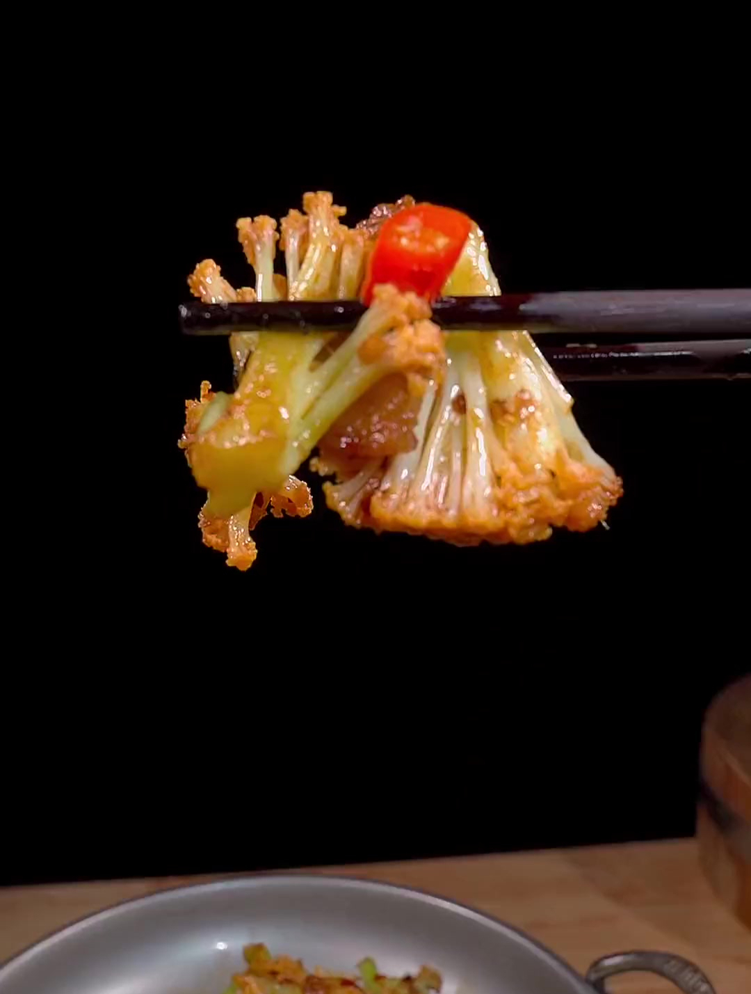 都知道饭店的干锅花菜好吃,但是怎么也做不出那个味道