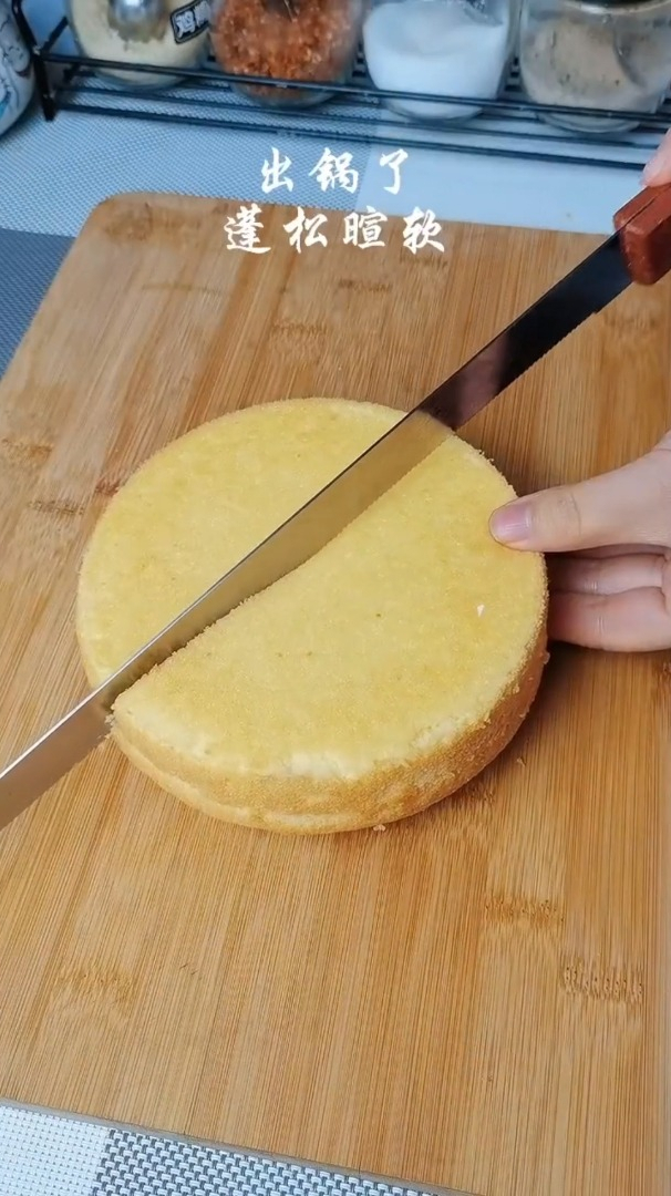 用空气炸锅做的戚风蛋糕,也太赞了吧