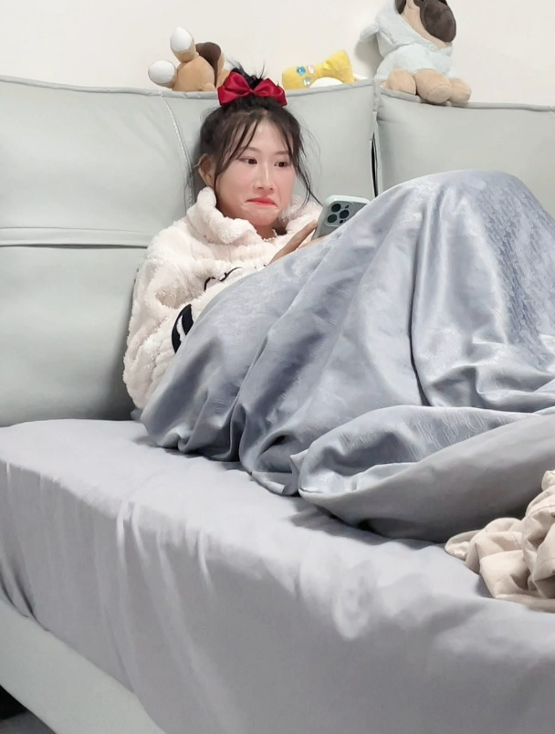 生病了不会做饭的女朋友非要给我蒸馒头!