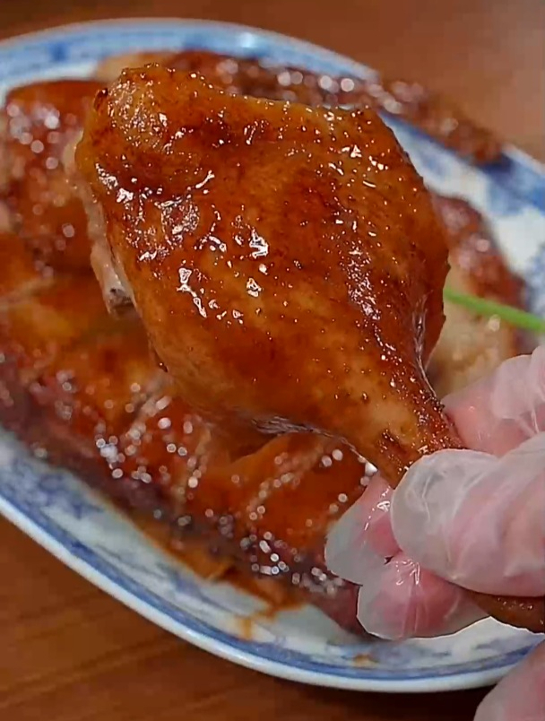 广东经典粤菜三杯鸭,做法简单实用!