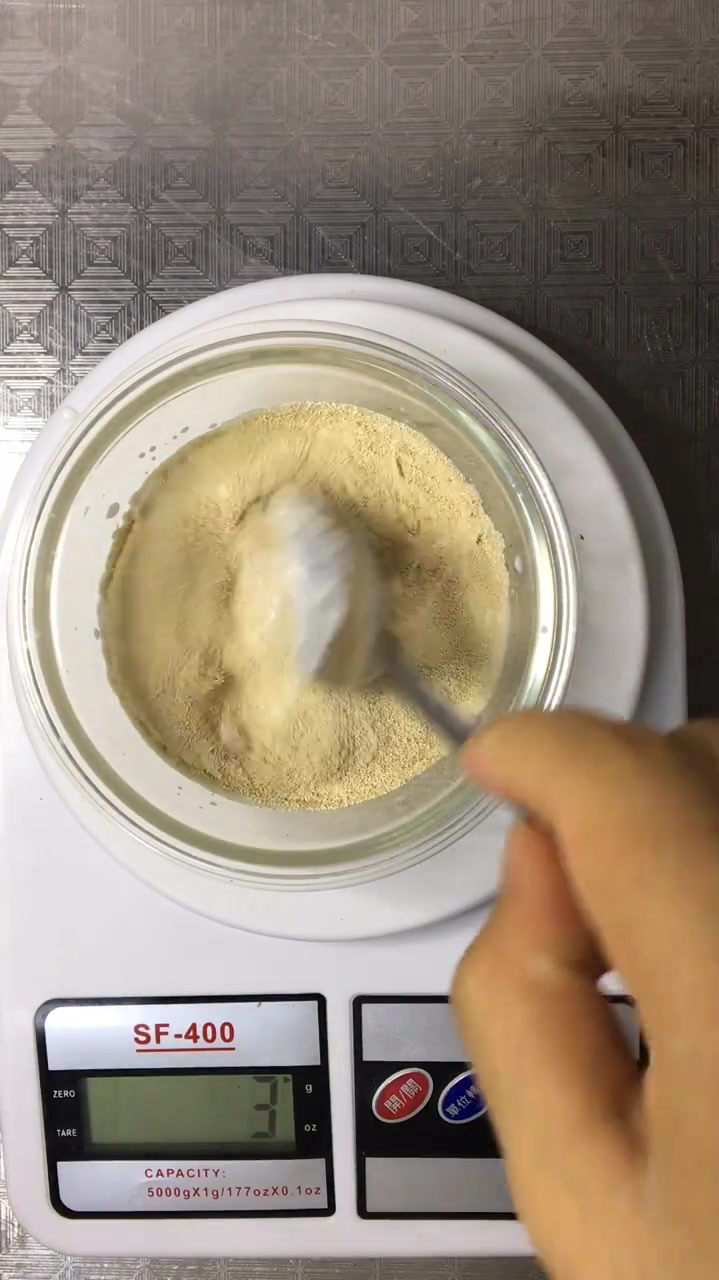 不用烤箱不用揉面100%电饭煲黑全麦面包