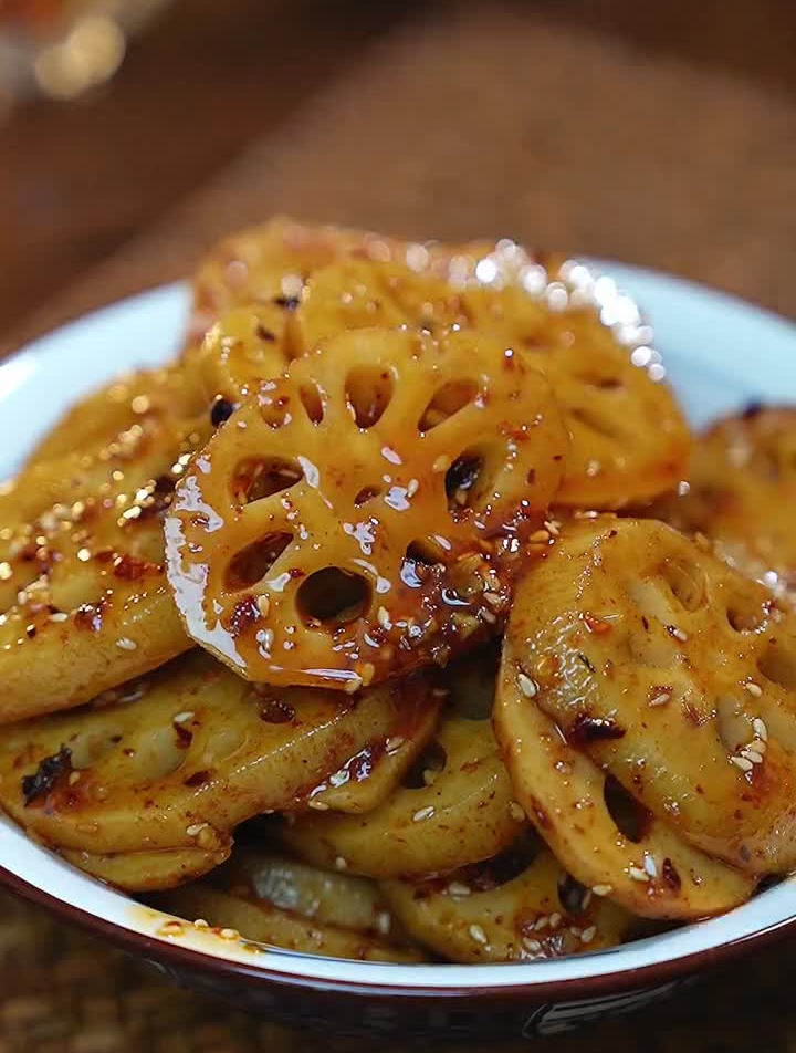 年底见面吃点好的,餐桌上怎能少了这香辣藕片呢?