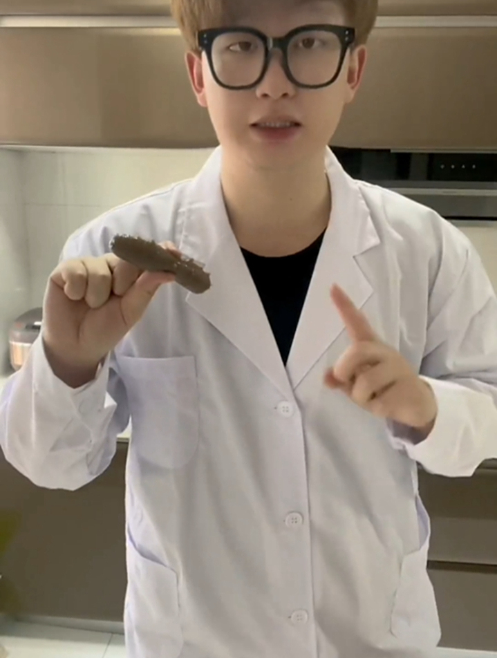 墨鱼骨送给了小鸟 血肉滋养了鲨鱼