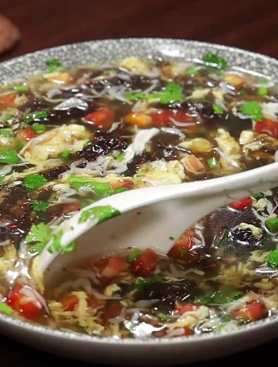 紫菜蛋花汤怎么都喝不腻,又鲜又香,做法真的很简单