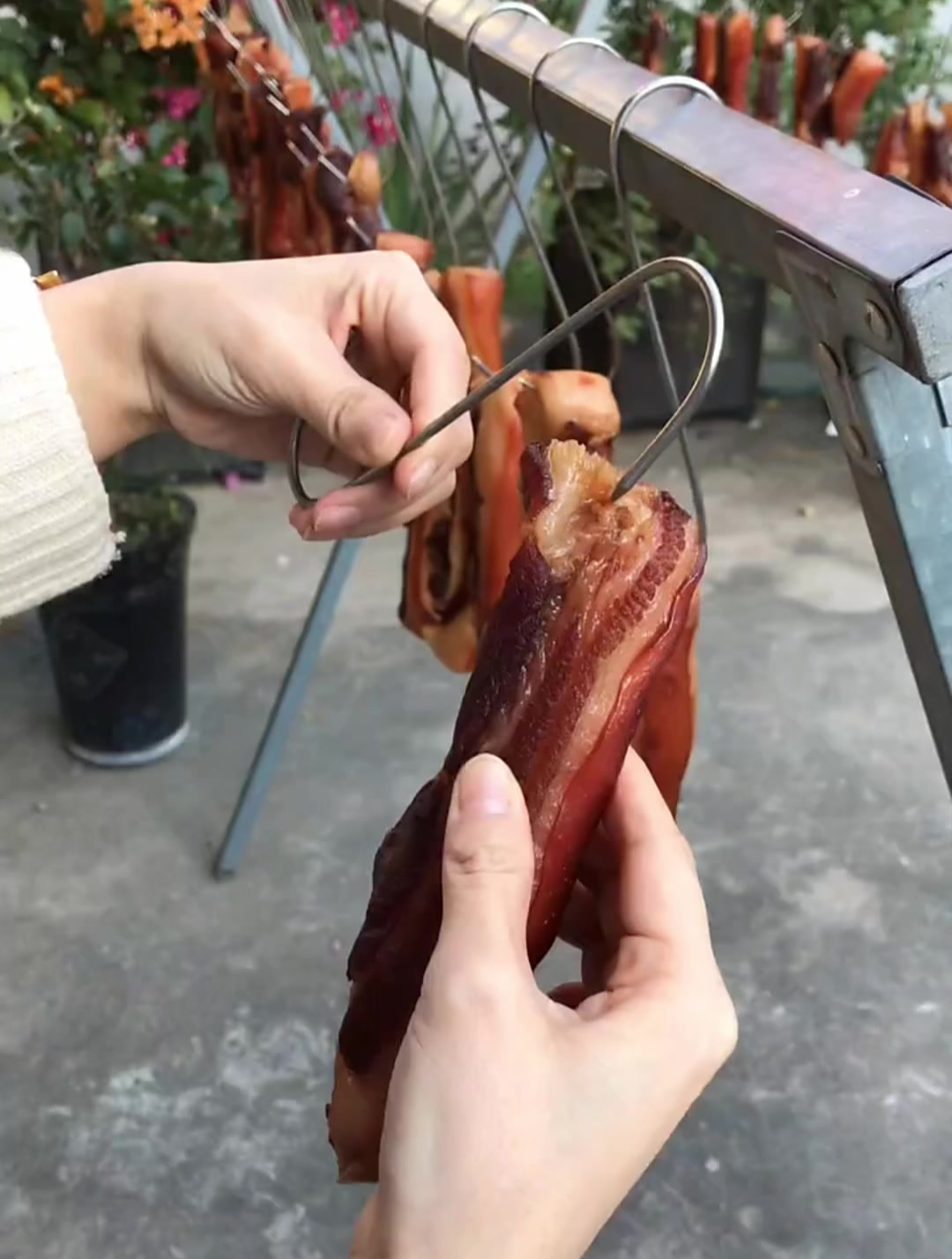 又到腌腊肉的季节,喜欢腌腊肉的一定备上这个不锈钢铁钩