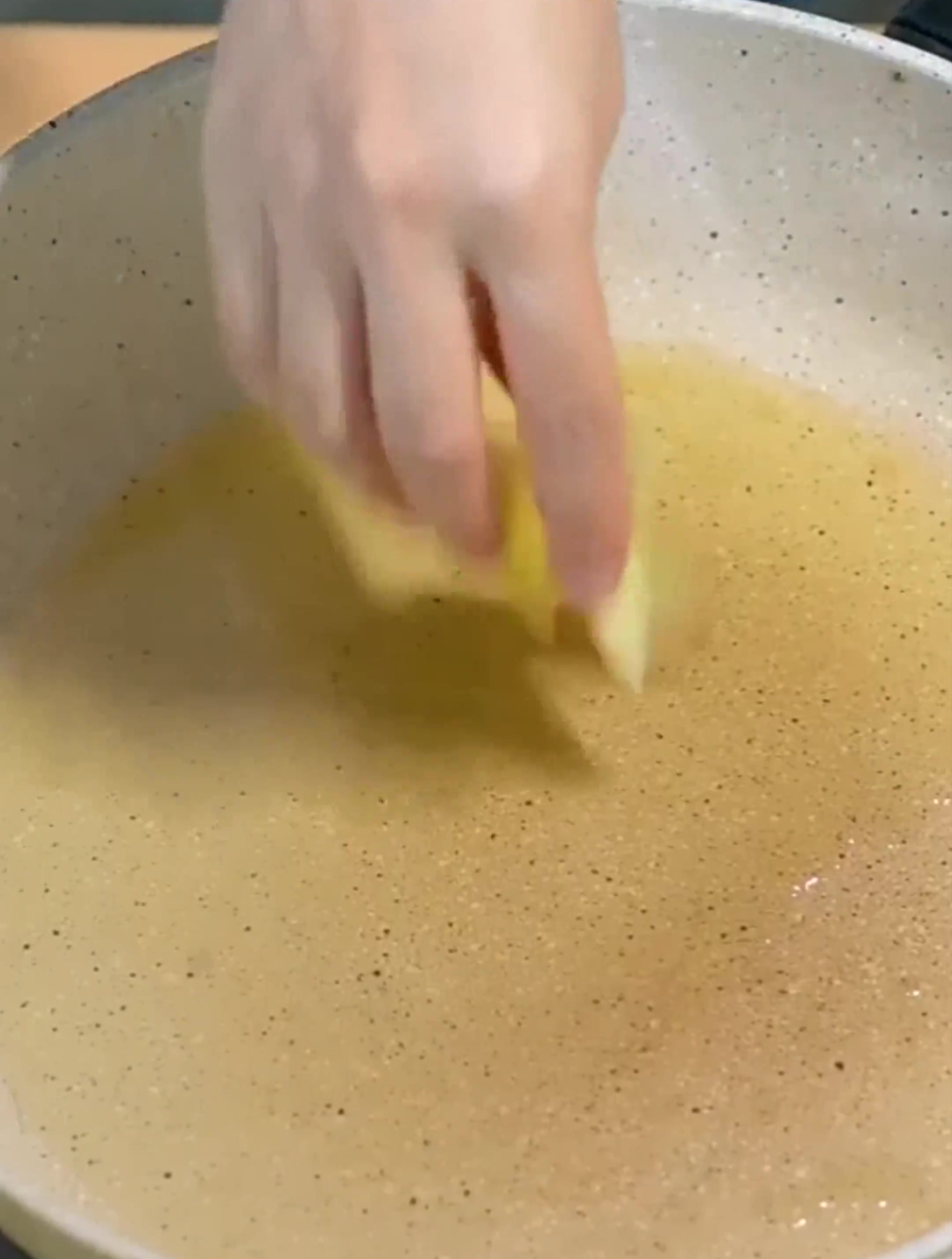 超过瘾的下酒菜,鸡爪做的好,老公回家早