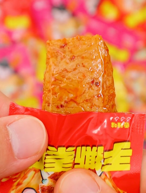 手撕素肉 高端的猎人,总是以猎物的形式出现。零食推荐