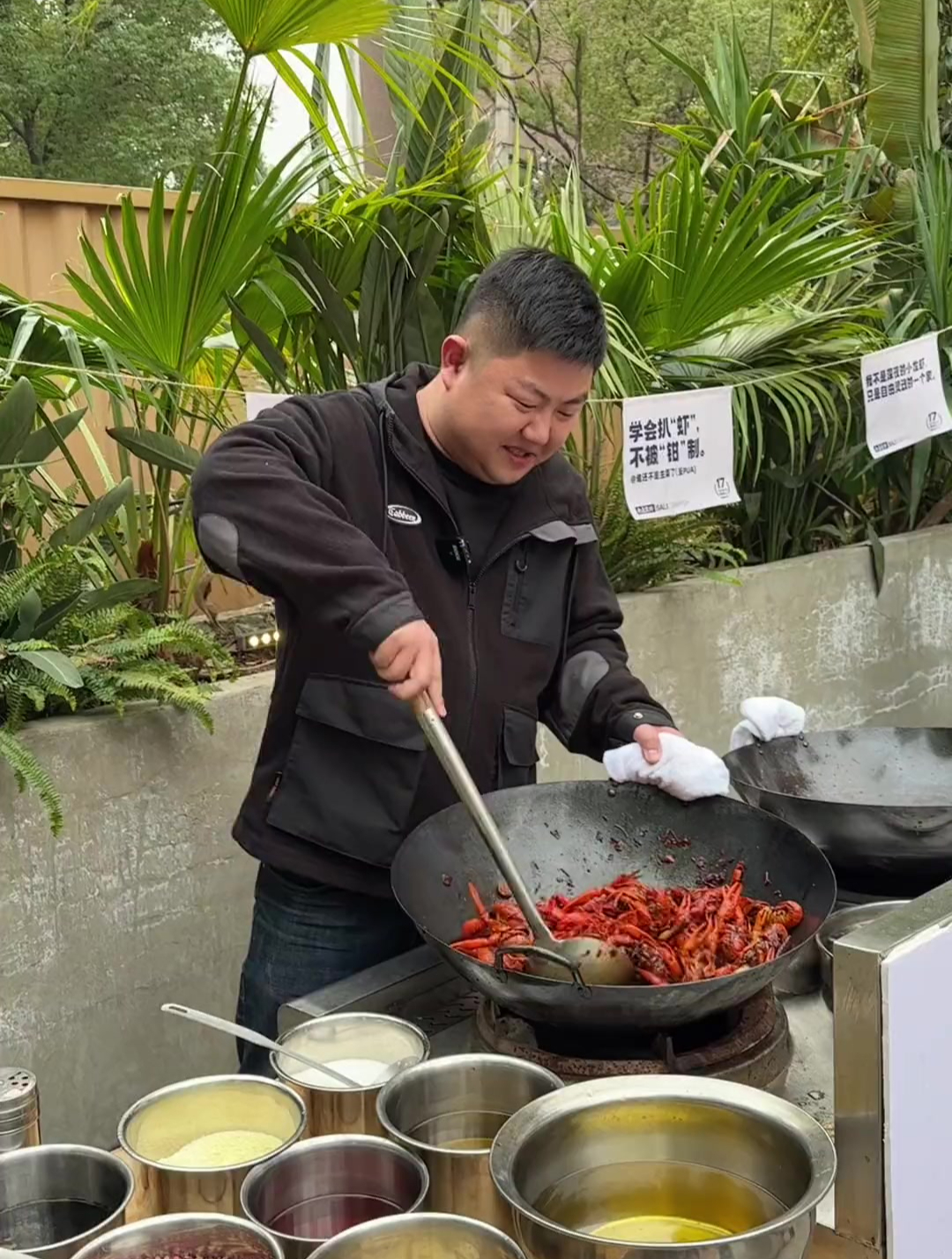 巴厘龙虾周年庆来啦!