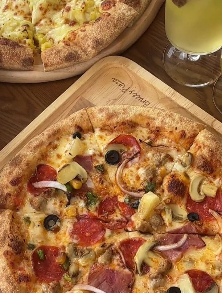 布鲁斯披萨新店华山店开业啦!18寸送12寸!