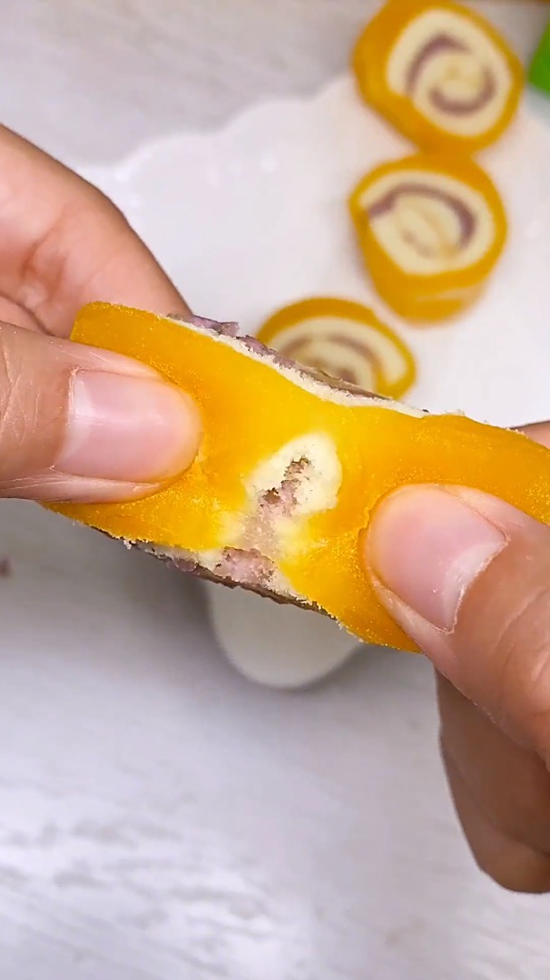 白玉卷软糯冰皮包裹松软戚风蛋糕,早餐必备,软糯香甜