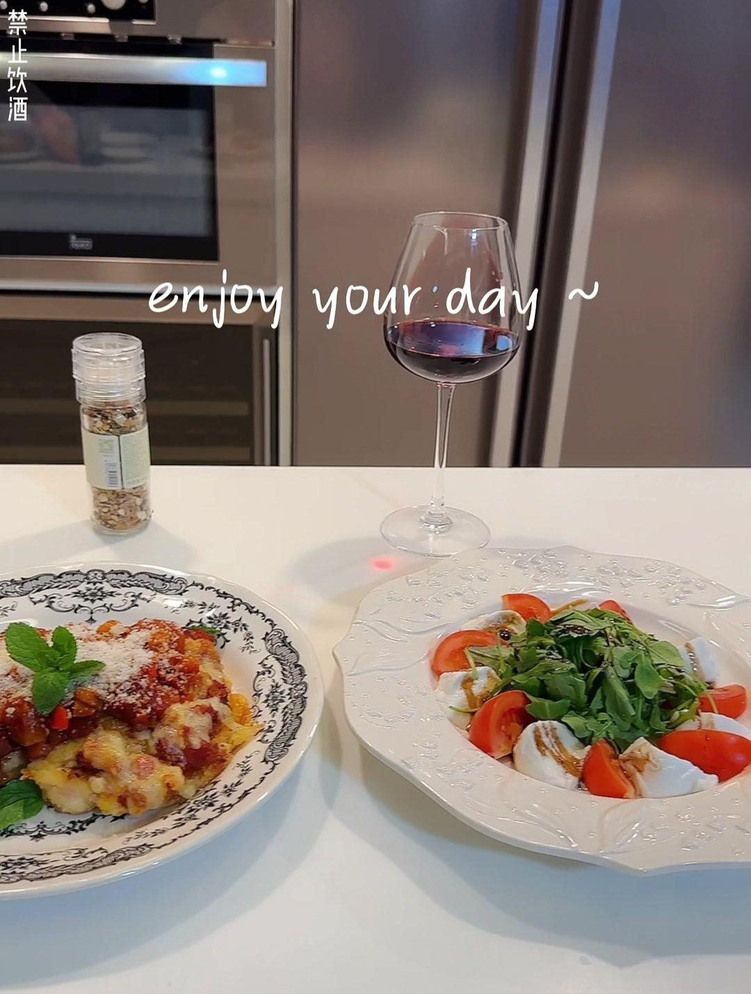 每次超市看到水牛沙拉,都忍不住想买一个