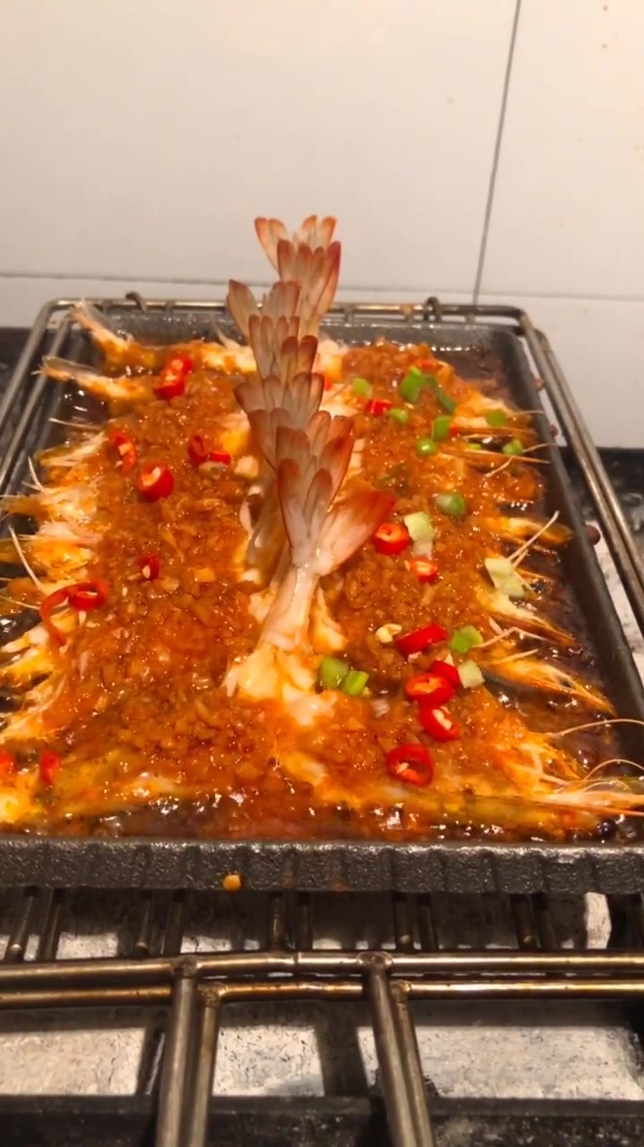 铁板蒜蓉大虾,万物皆可烤