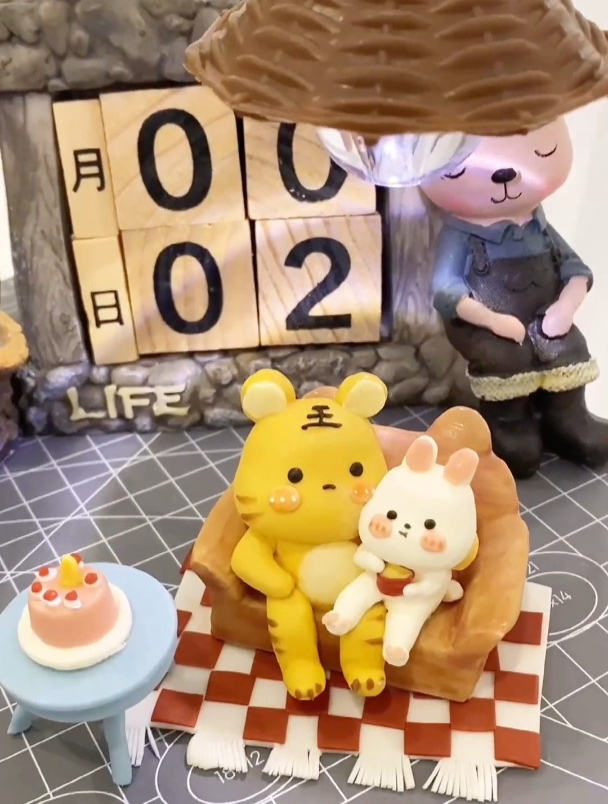 立体奶油霜老虎和兔子惬意时光,立体奶油霜手绘