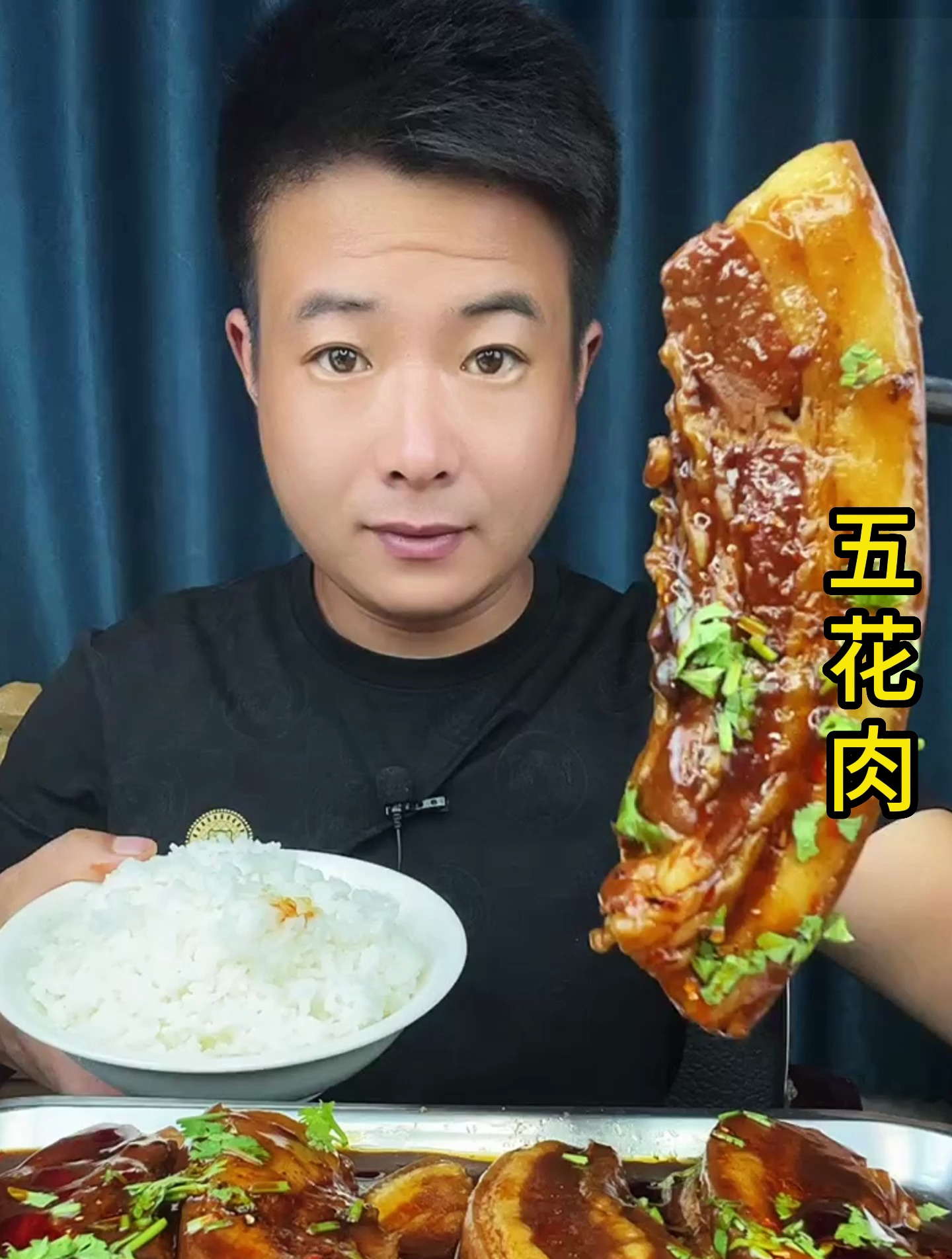 今天吃黄焖酱五花肉,软烂入味好吃~