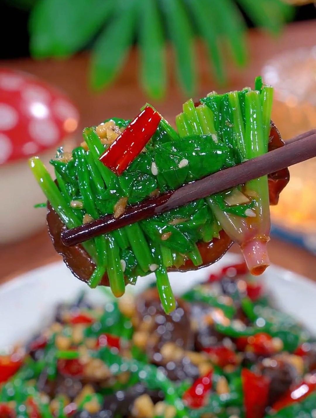 凉拌菠菜好吃又开胃