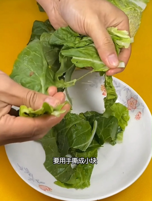白菜豆腐鸡蛋汤1
