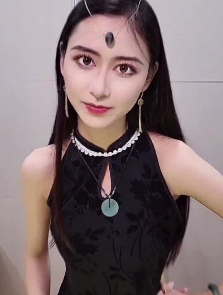 乌鸡翡翠是垃圾翡翠?看来我得给你们上一课