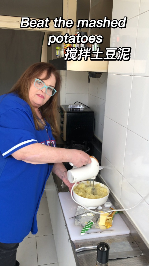 搅拌土豆泥英文怎么说