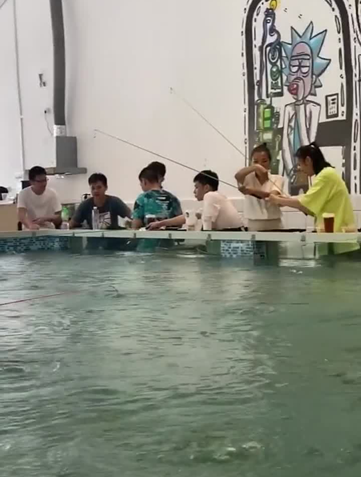 大沥有个室内恒温玻璃钓虾馆!XXXL的活虾任钓,即钓即吃!