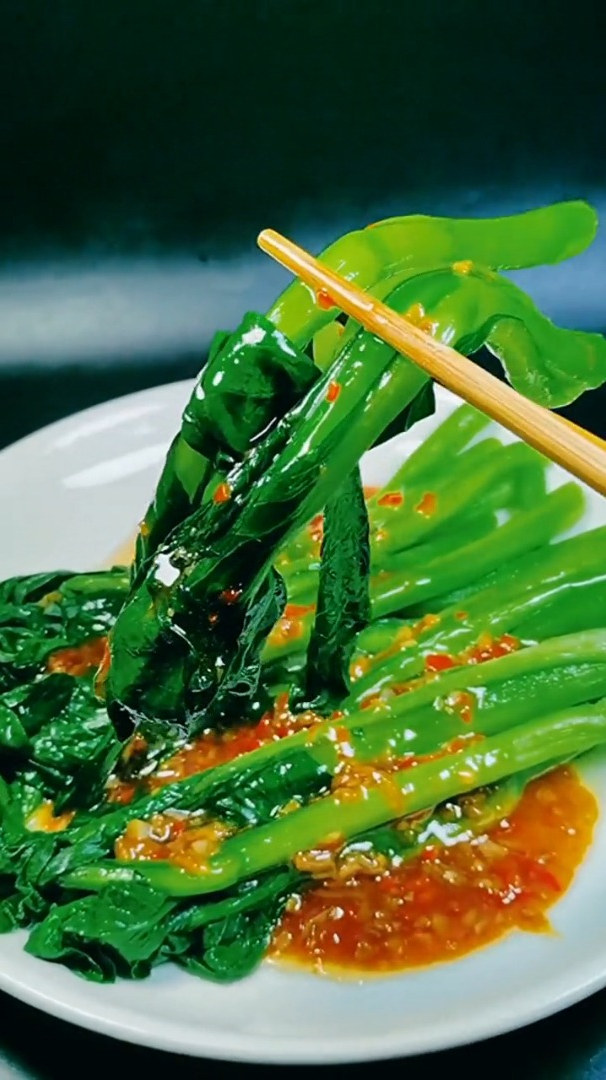 菜心在家怎么做?清脆爽口又好吃,而且非常下饭