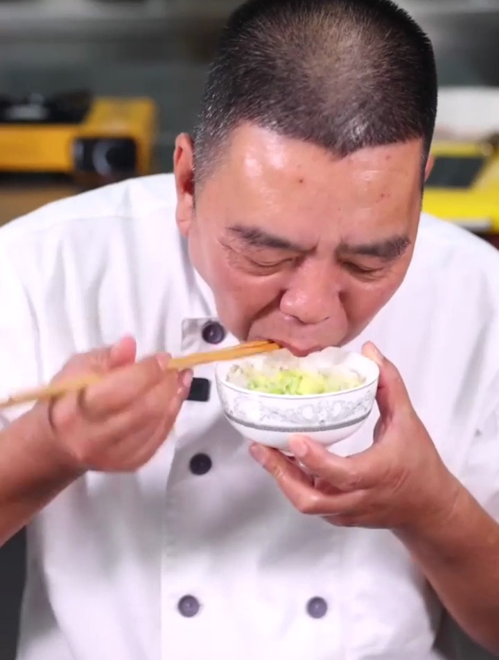 广东人必备的灵魂葱姜蓉,白切鸡看了都发出灵魂尖叫!