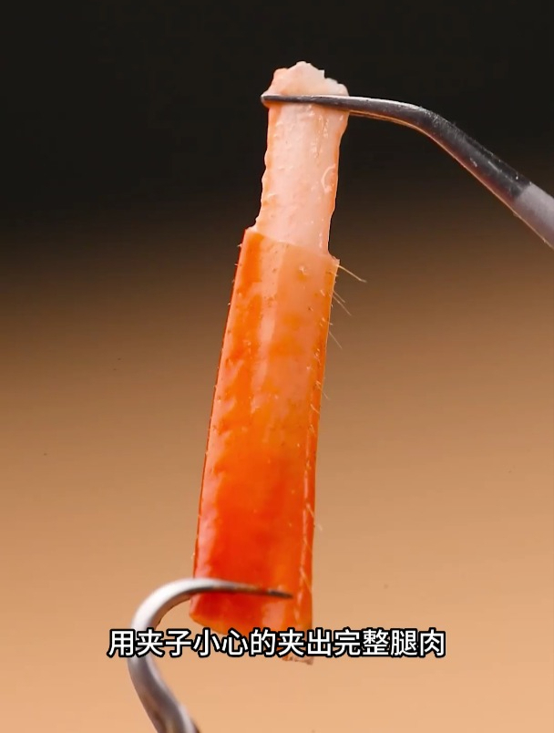 徒手剥上百只小龙虾,还不要肉质要腿?复刻八大禁菜之一