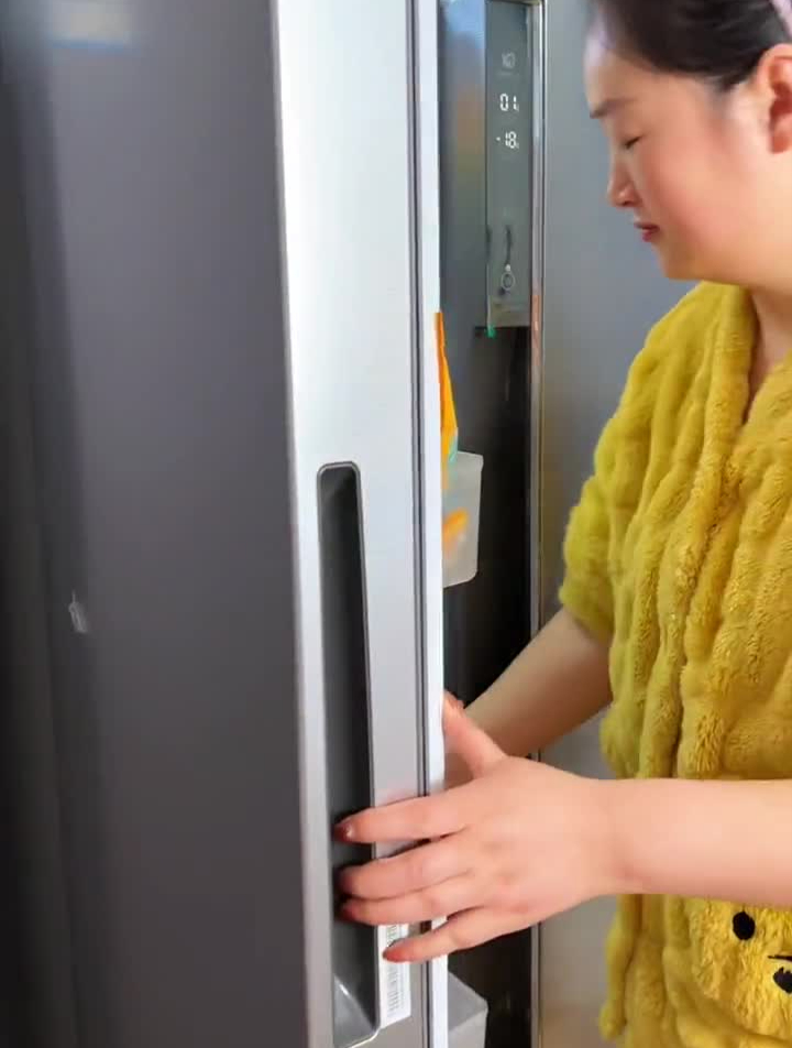 扬州东园的包子我家冰箱里就没有断过,搭配早餐老人孩子都爱吃