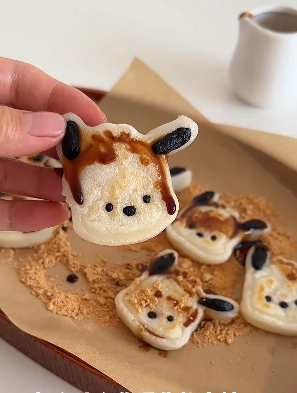 我在做一种很新的日式烤年糕 _ 糯叽叽太可爱了 糯叽叽