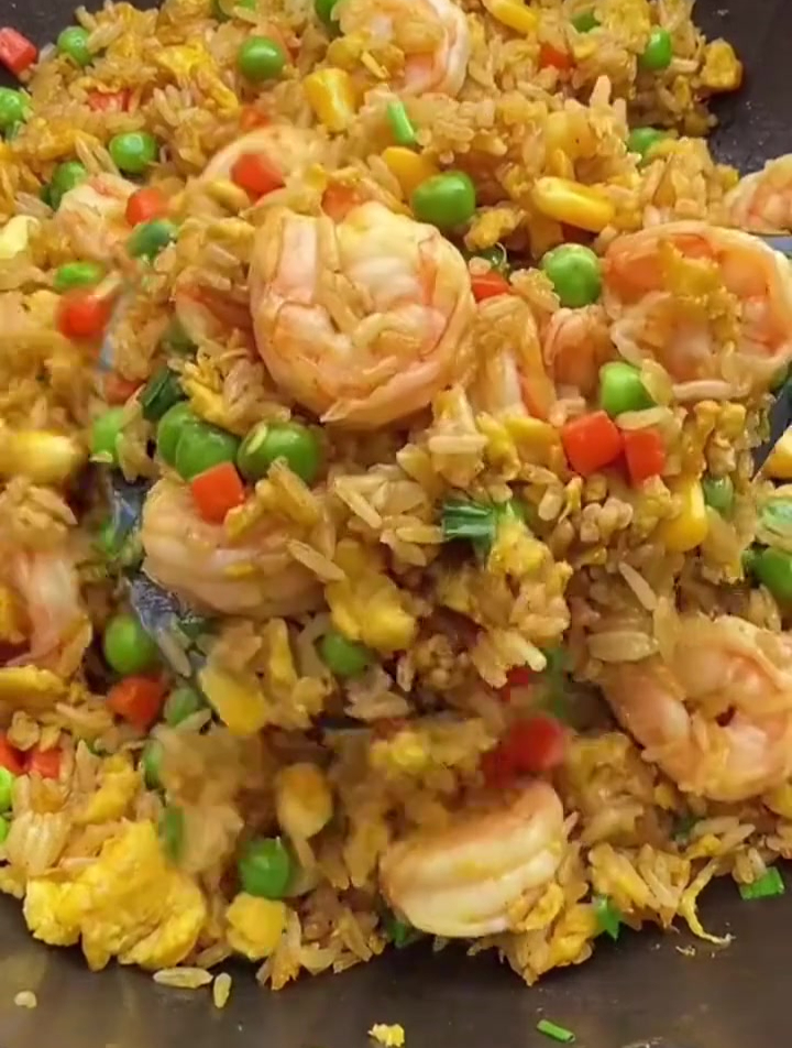 正宗的咖喱炒饭做法,太好吃了