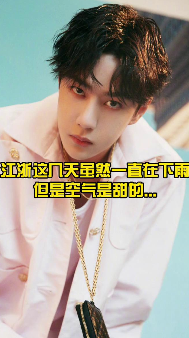 好家伙,哥哥和弟弟见过面了吧,谁敢往哥哥脸上抹蛋糕,狗崽崽没错了吧!