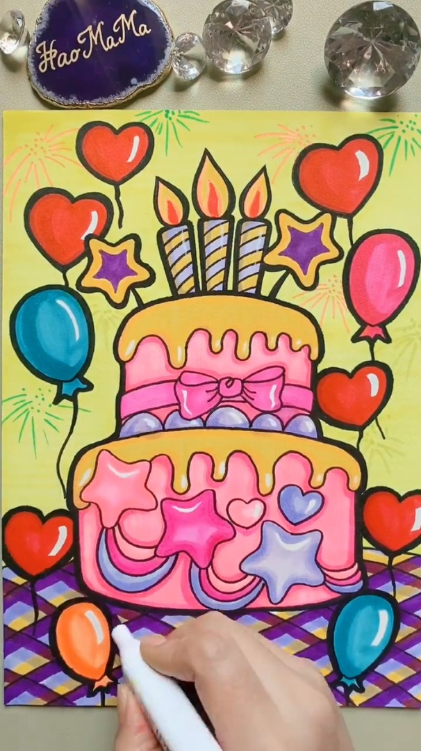 奶油生日蛋糕简笔画