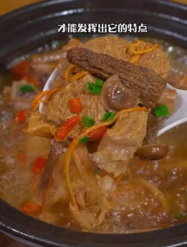 家常菜谱100道:今天就用这些牛肉来炖锅汤来喝,太补了!