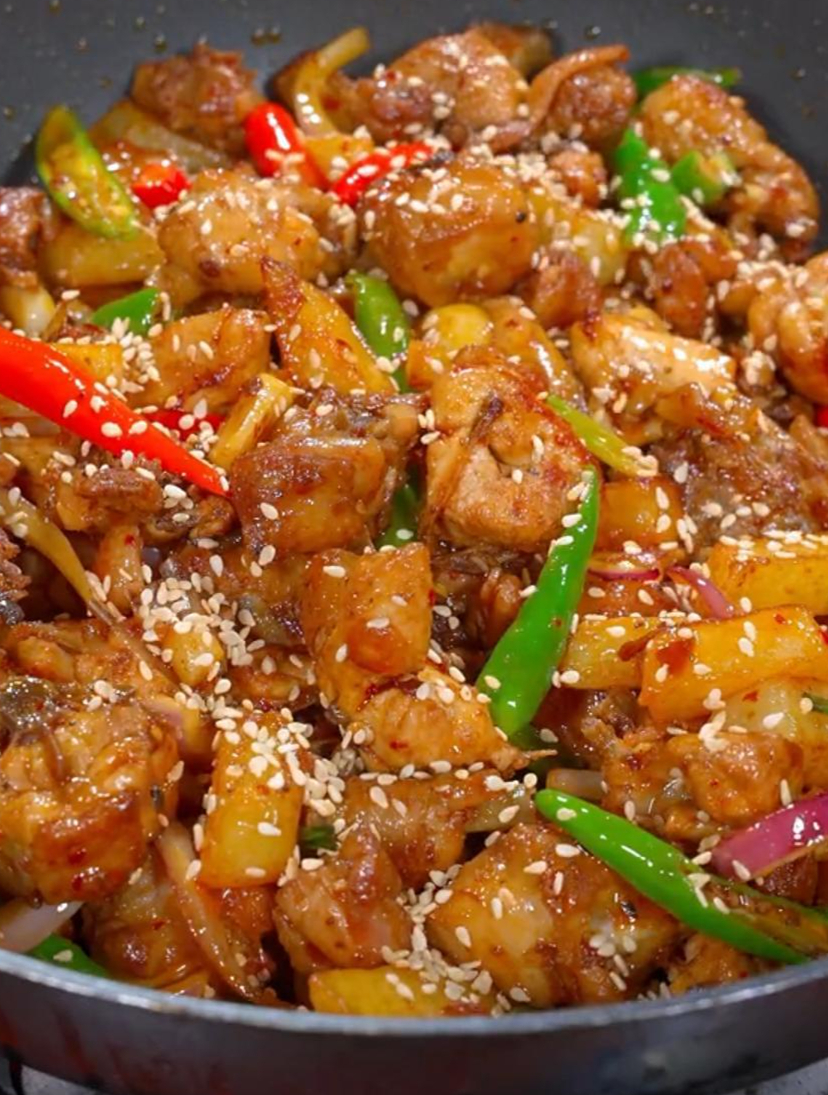 这样做的干锅鸡香辣过瘾