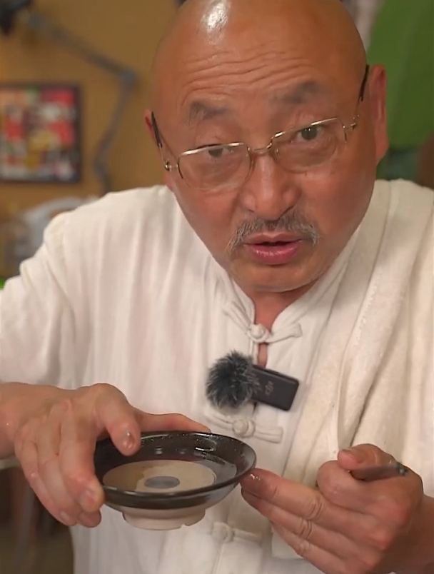 没有一只鸡活着走出临沂!山东临沂炒鸡做法