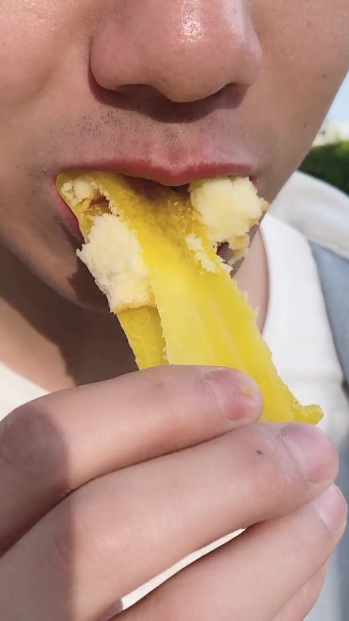 冰皮蛋糕,冰冰口感的蛋糕你不会还没吃过吧!放冷藏更好吃~