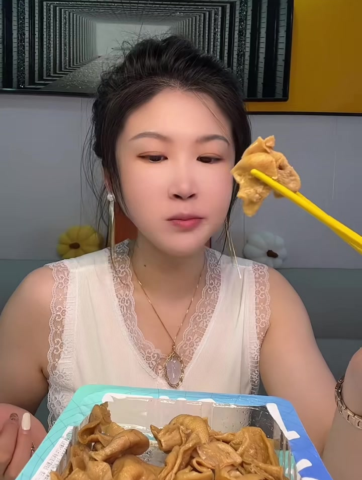 零食推荐,香辣鸡肚