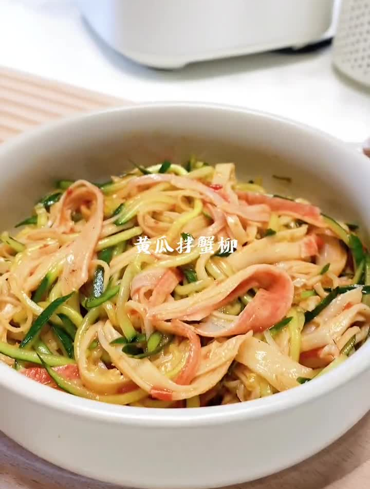 吃了还想吃的蟹肉棒,里面加了明太鱼和龙虾肉,满口都是肉!