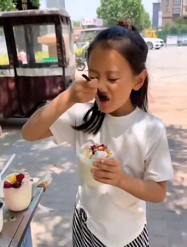 市场卖什么赚钱,摆摊小吃车哪里有卖