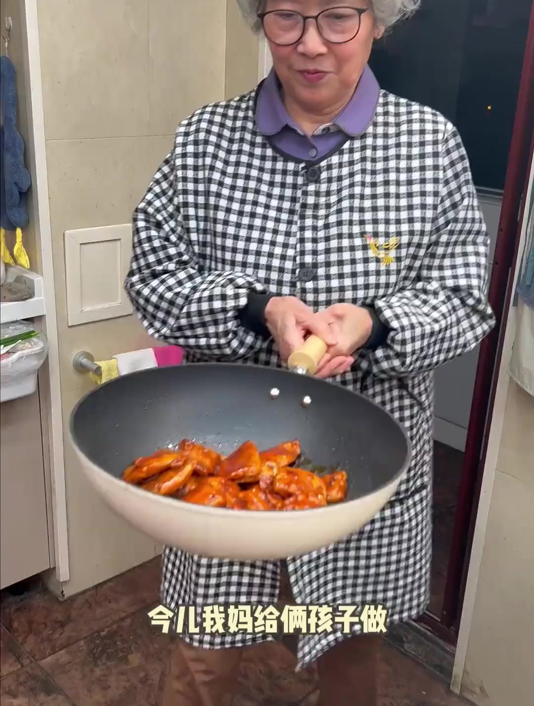 酸甜可口的糖醋鱼块,外酥里嫩,简单好做让孩子大口吃鱼!