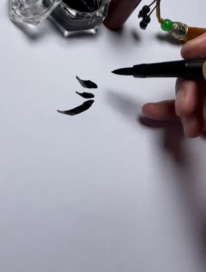 三锅鼎立,水煮沉浮?这就是我的logo感谢支持