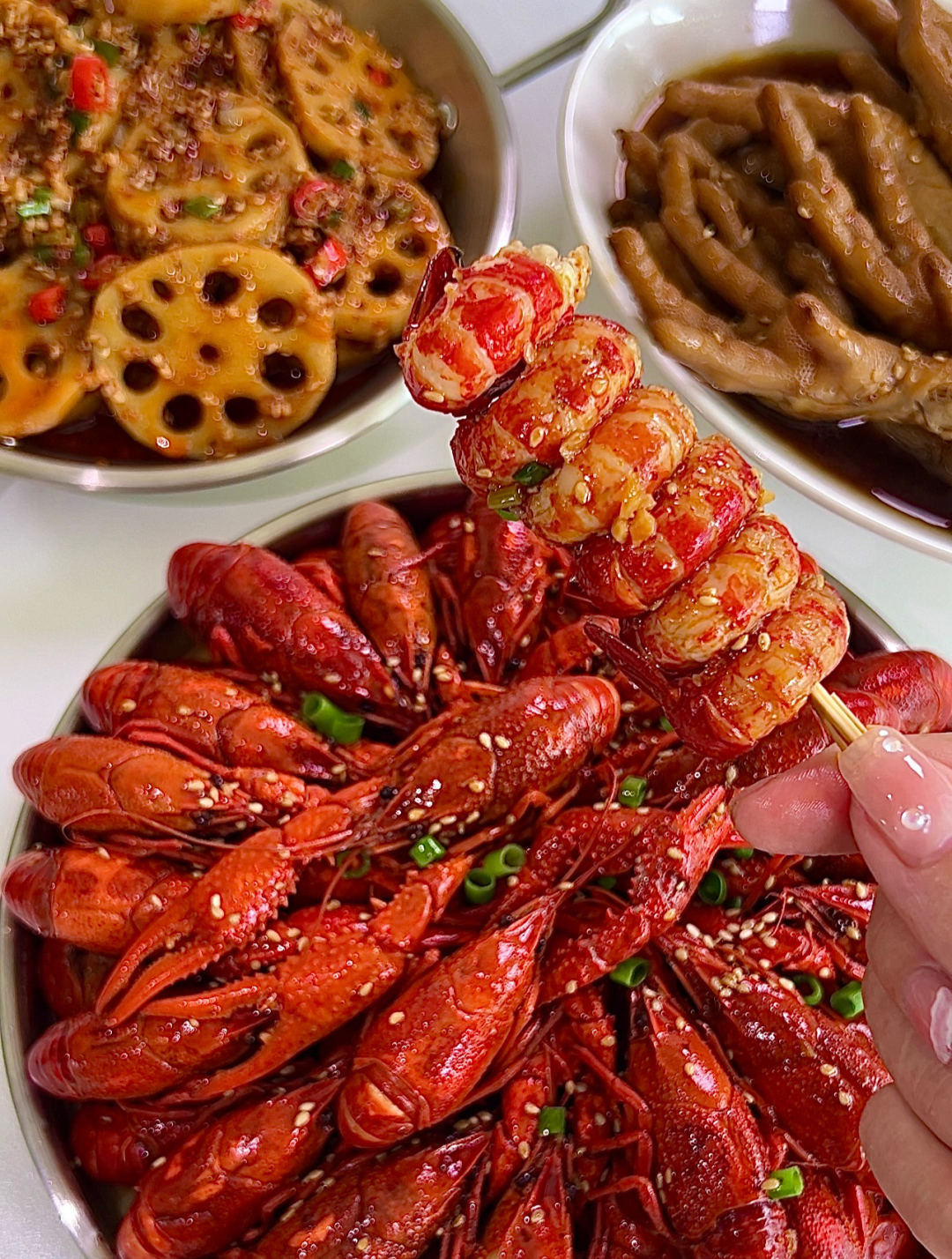 夏日食谱,香辣藕片辣卤小龙虾卤煮鸡爪