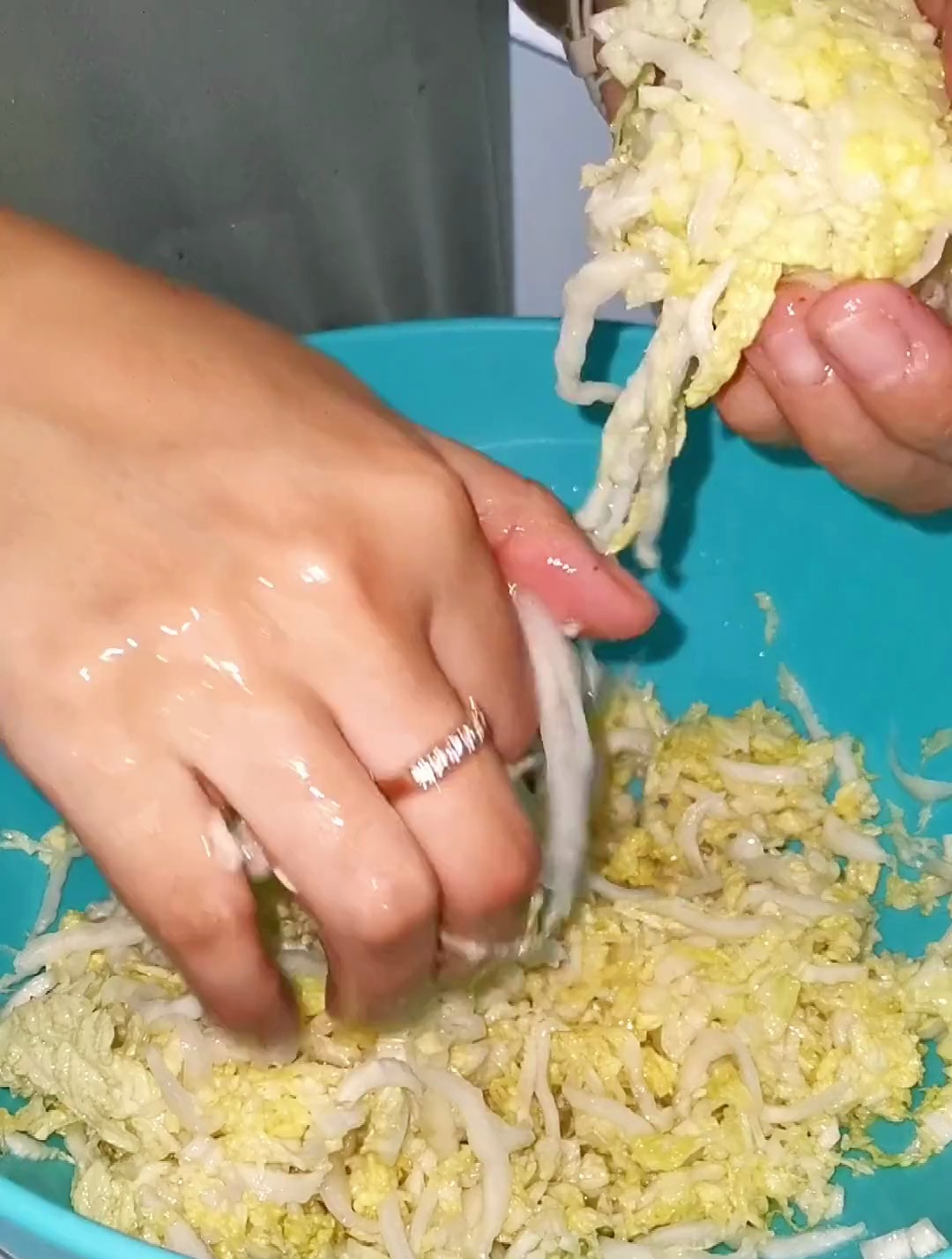 教大家酸菜制作方法!