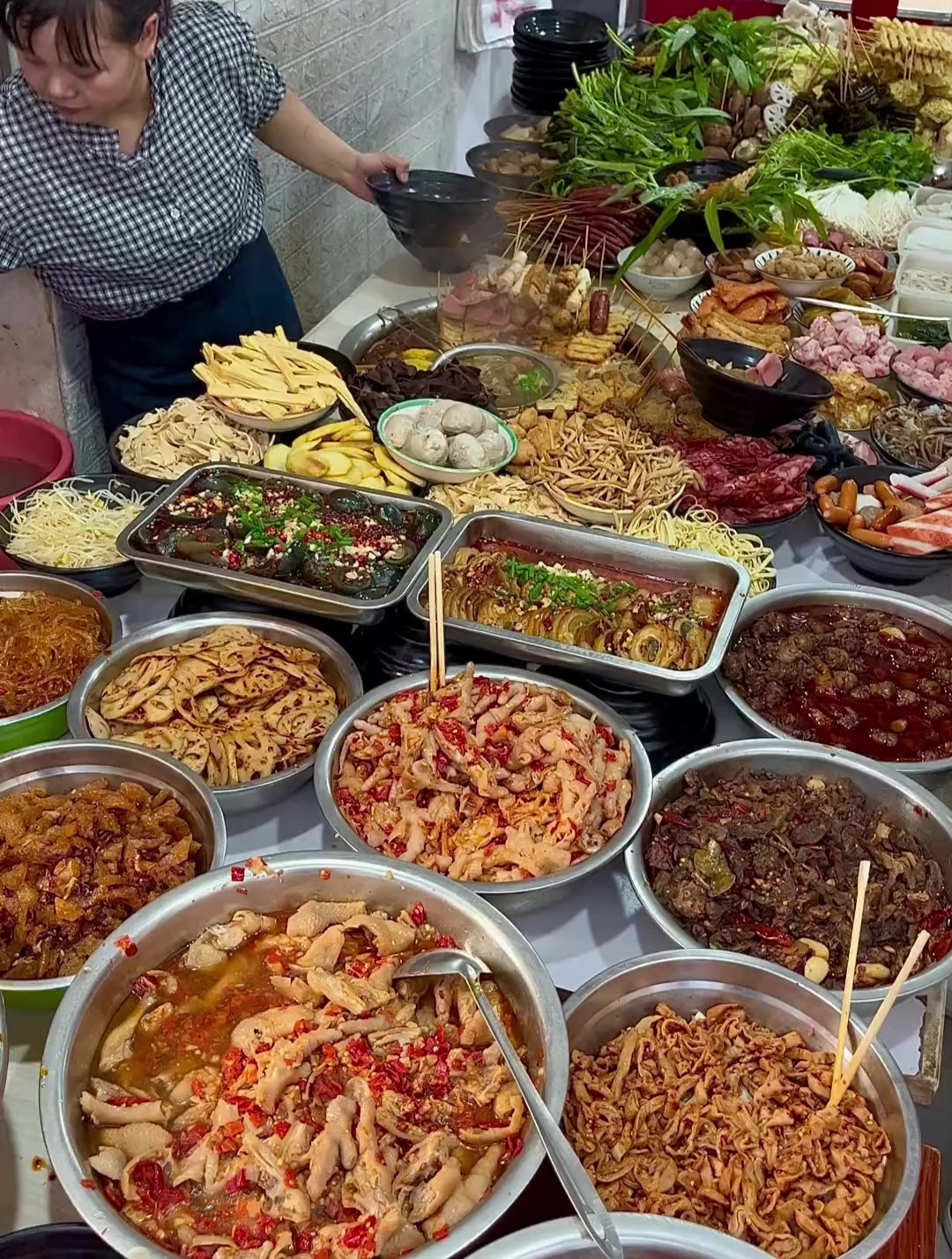 南昌水煮的种类也太多了吧 好辣好好吃!